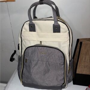 Lovevook back pack with lock
